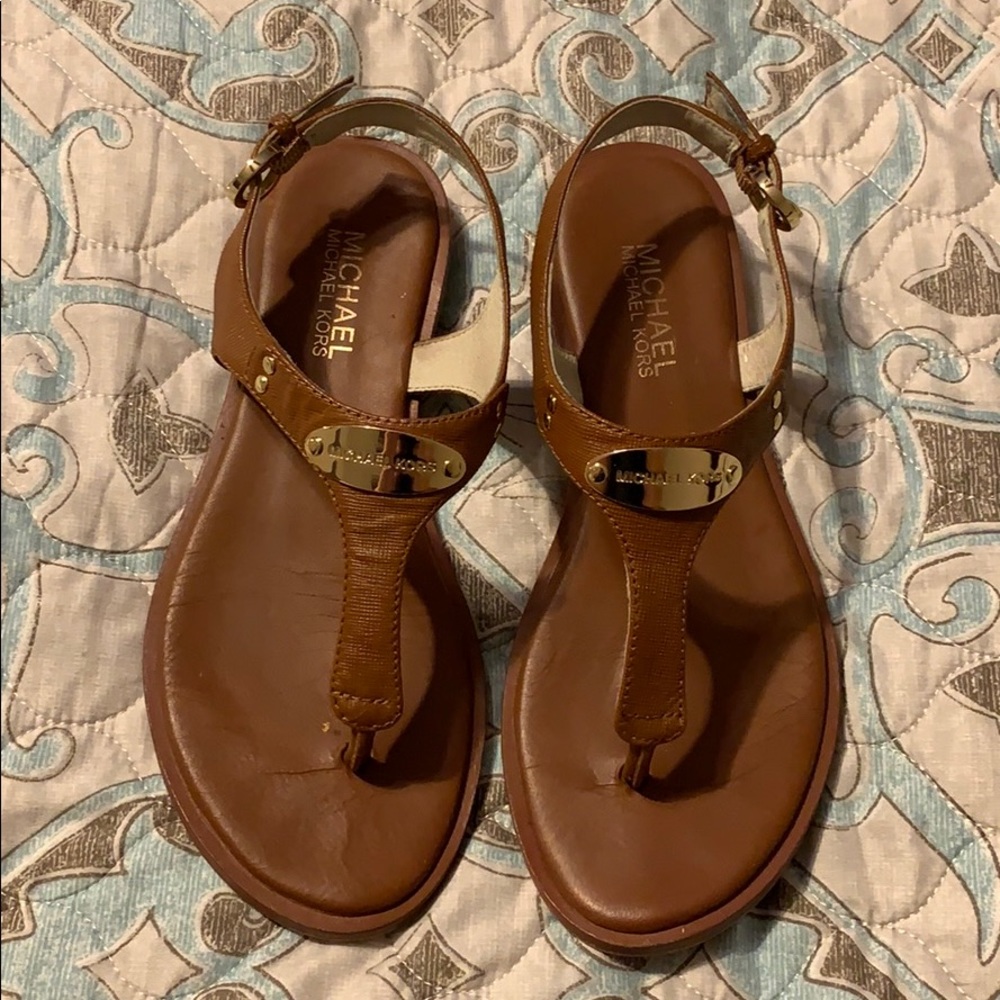 Michael Kors Plate Thong Sandals